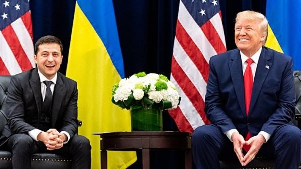 США заблокировали военную помощь Киеву через 1,5 часа после звонка Трампа Зеленскому