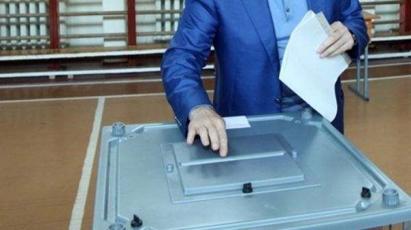 Региональный провал оппозиции на выборах 22 декабря выявил сильные стороны "Единой России"