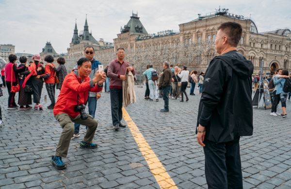 <br />
Почему в России так много китайских туристов<br />
